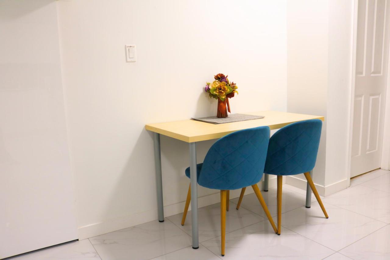 Pristine 3 Beds 2 Washroom Guest Suite Surrey Buitenkant foto